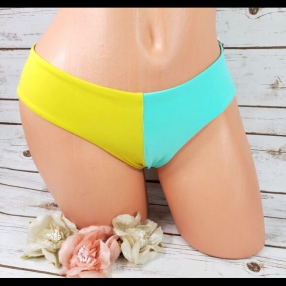 Victoria's Secret Colorblock Cheeky Bikini - Picture 1 of 3